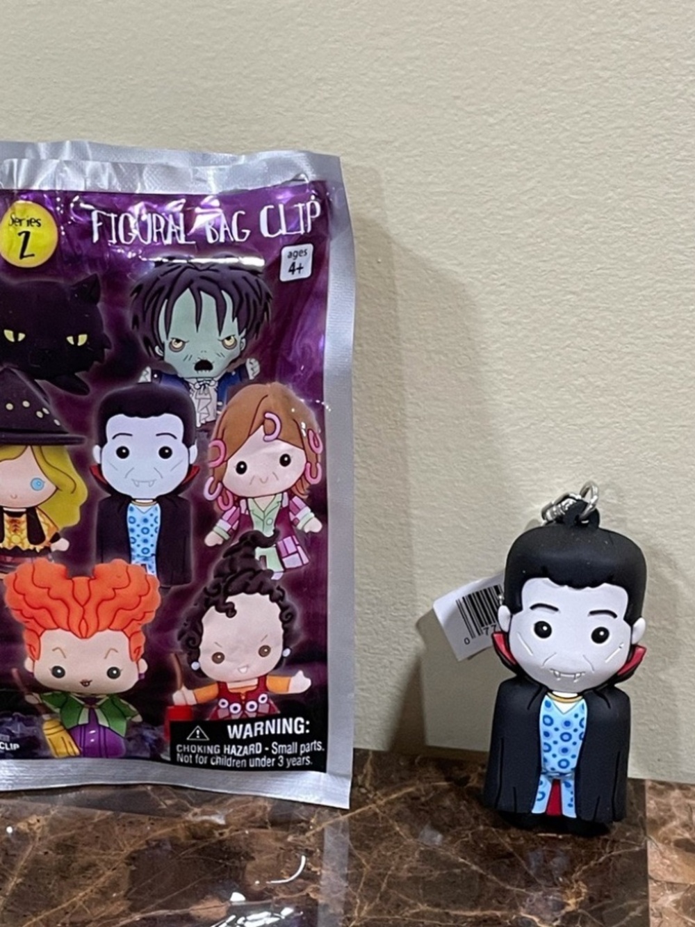 Disney Hocus Pocus DADCULA Dad 3-D Figural Bag Clip Keychain Series 2 SPIRIT NEW